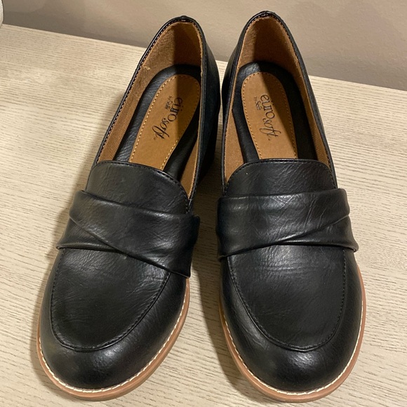 Chrisandra Euro Soft clog - Picture 1 of 5